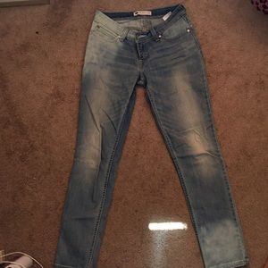 Levi’s bold curve